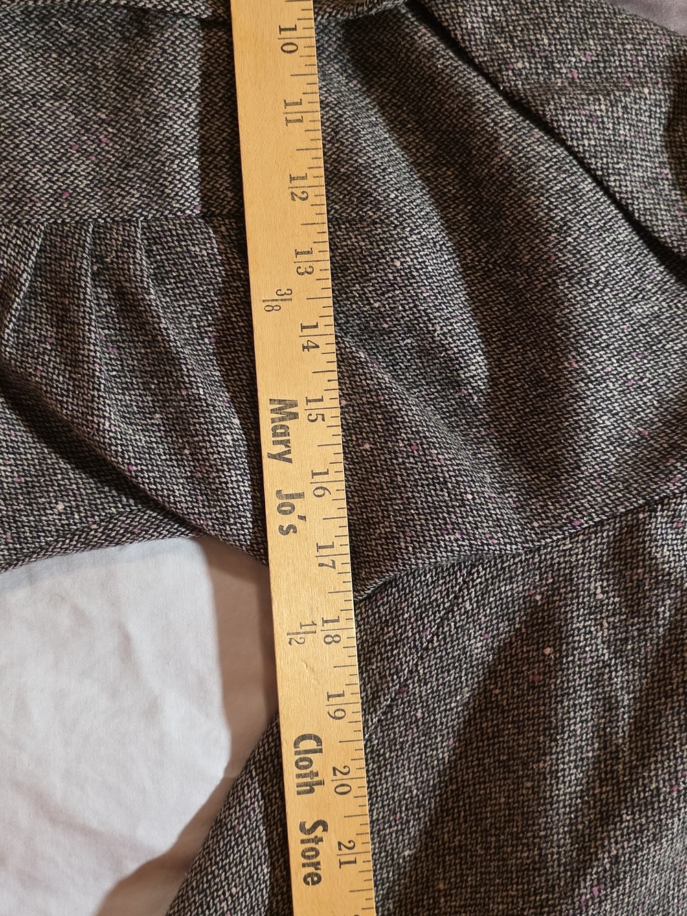 Kay Unger Charcoal Tweed Two-Piece Skirt Suit - Picture 11 of 16